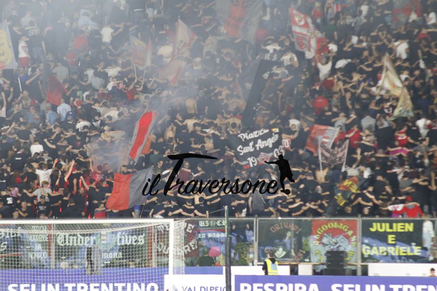 Tifosi Cremonese allo Zini