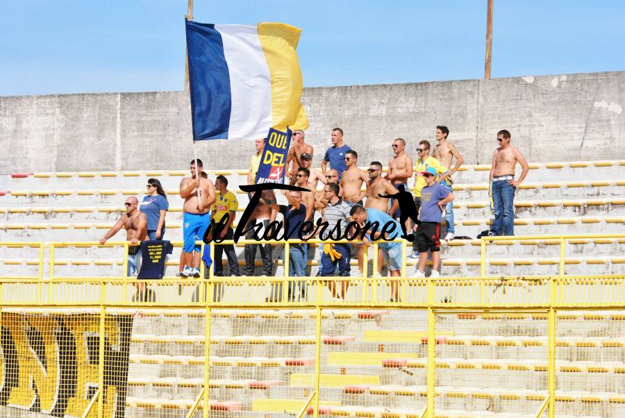 frosinone tifosi est ospiti