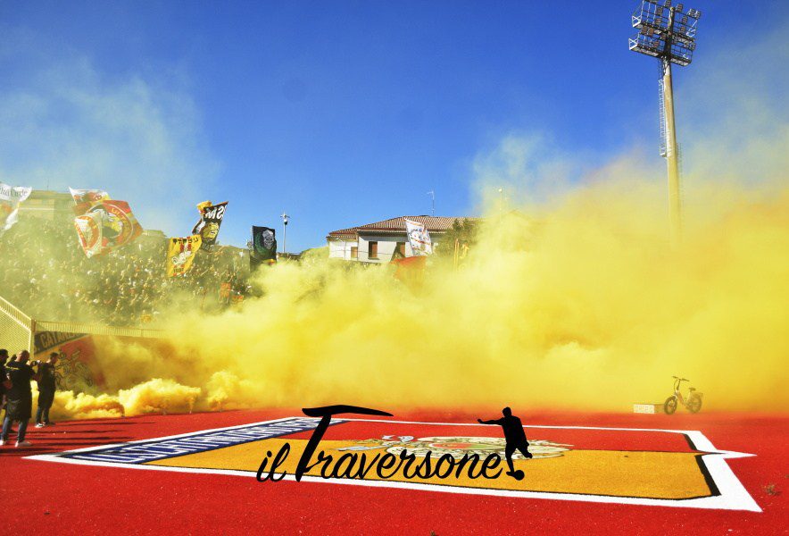 Fumogeni Ultras Catanzaro